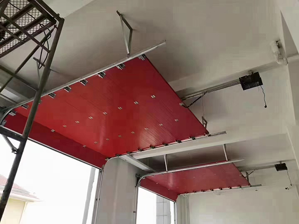 新城镇工业翻板门 新城镇工业翻板门