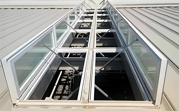 新城镇排烟天窗