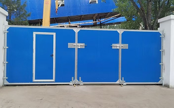 新城镇工业平开门