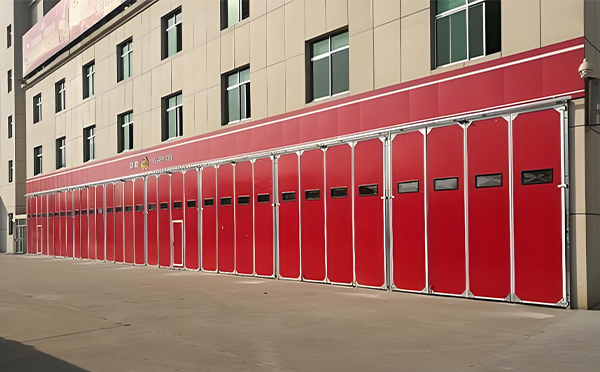 新城镇工业推拉门厂家提醒大家今日有雨记得外出带伞