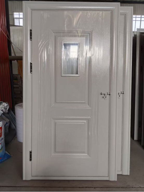 新城镇学校教室门 新城镇学校教室门