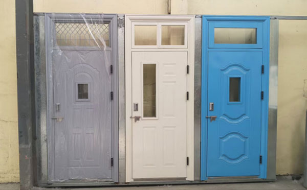 新城镇学校教室门