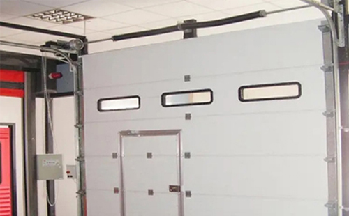 新城镇工业提升门的安装方法 新城镇工业提升门的安装方法